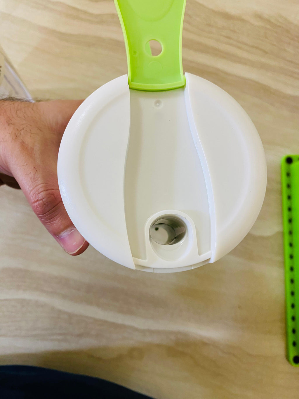 Rechargeable juicer blender with 8 blades