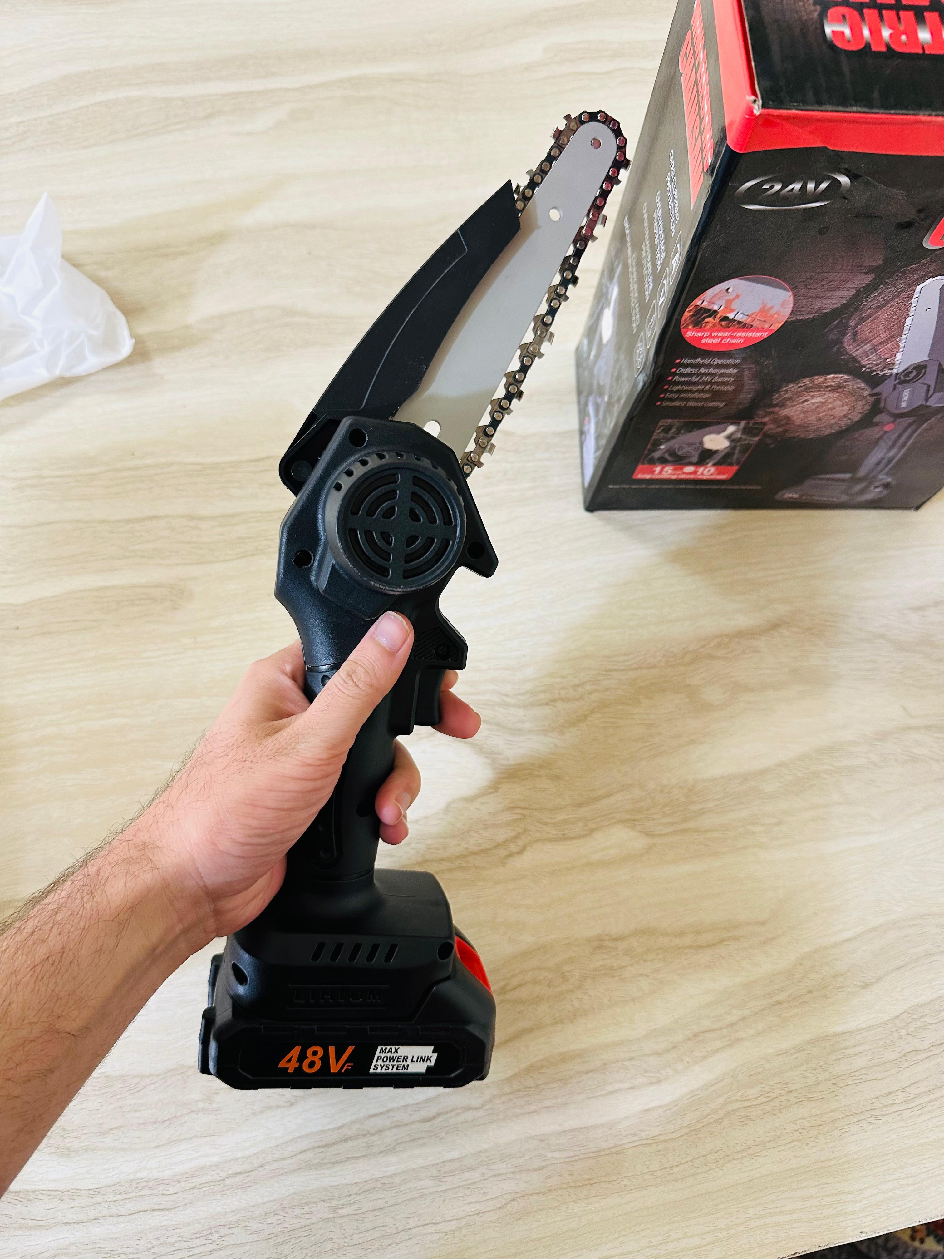 Cordless Electric Chainsaw Handheld Rechargeable