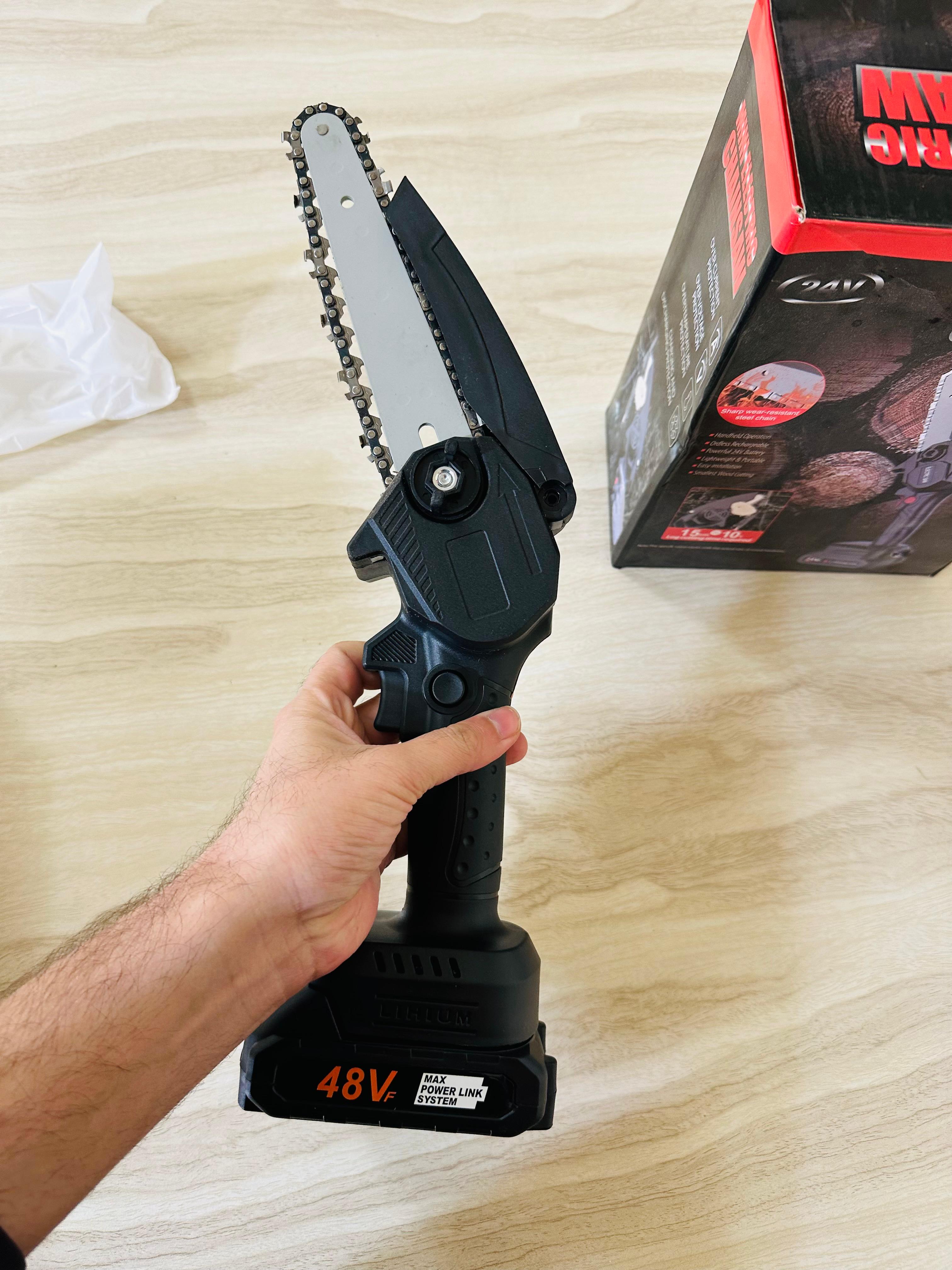 Cordless Electric Chainsaw Handheld Rechargeable