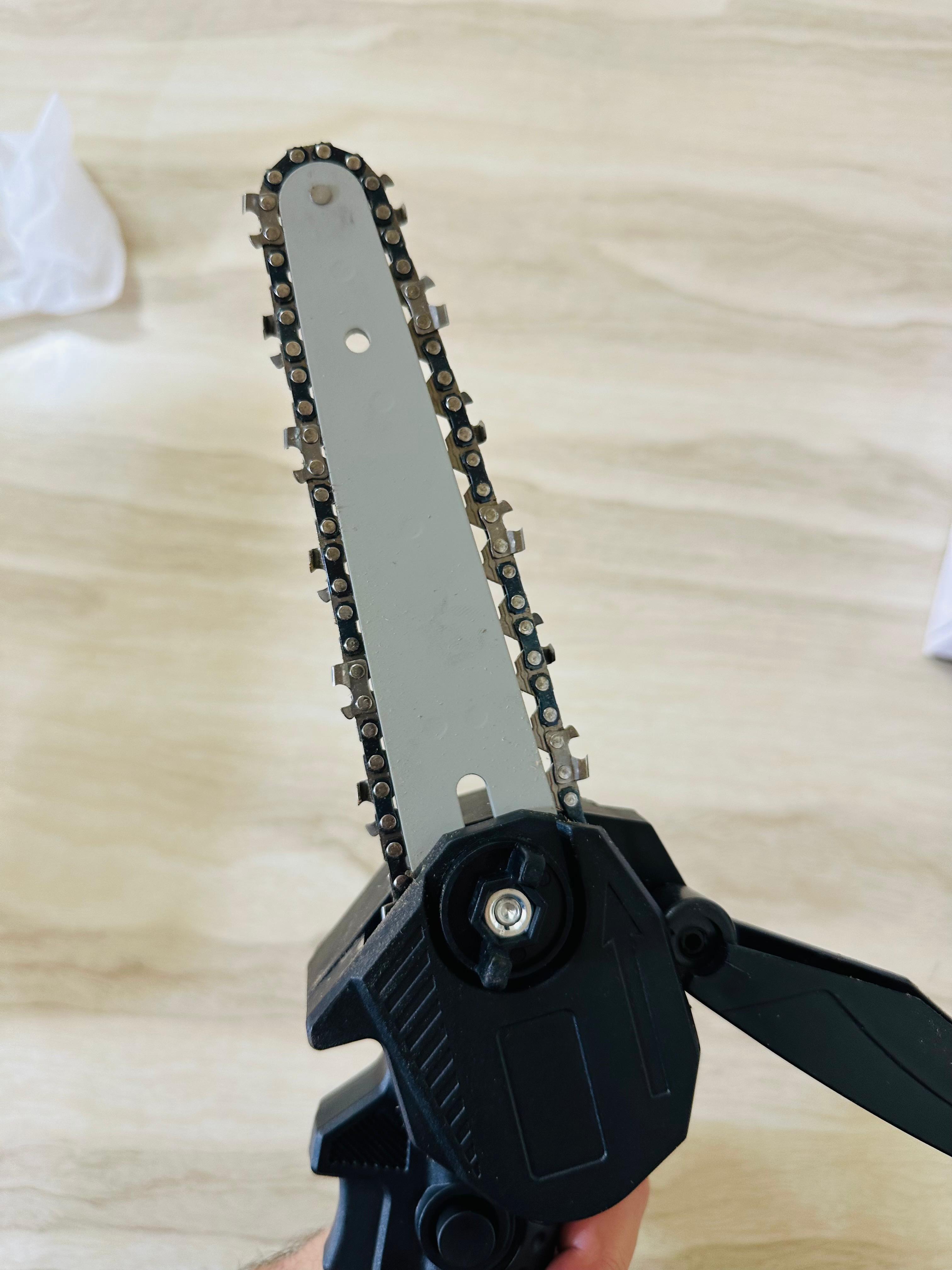 Cordless Electric Chainsaw Handheld Rechargeable