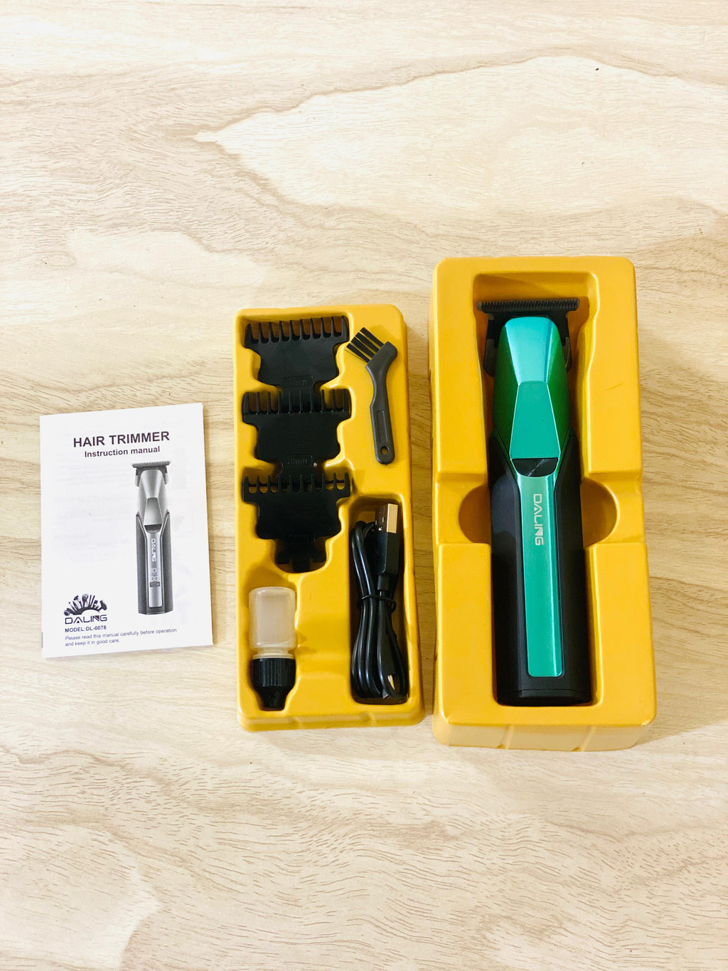 Daling Shaver  DL-0078 Body Hair Cutting Machine Cordless Shaver Trimmers Barber Professional Hair Clipper Equipment