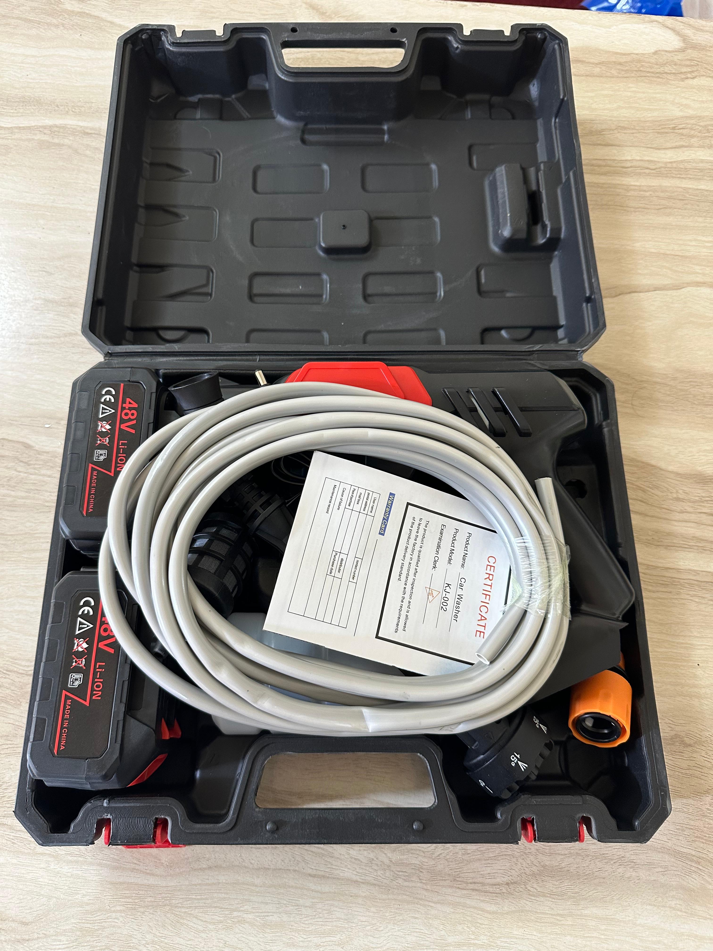 Rechargeable pressure washer 48v 2 buttery