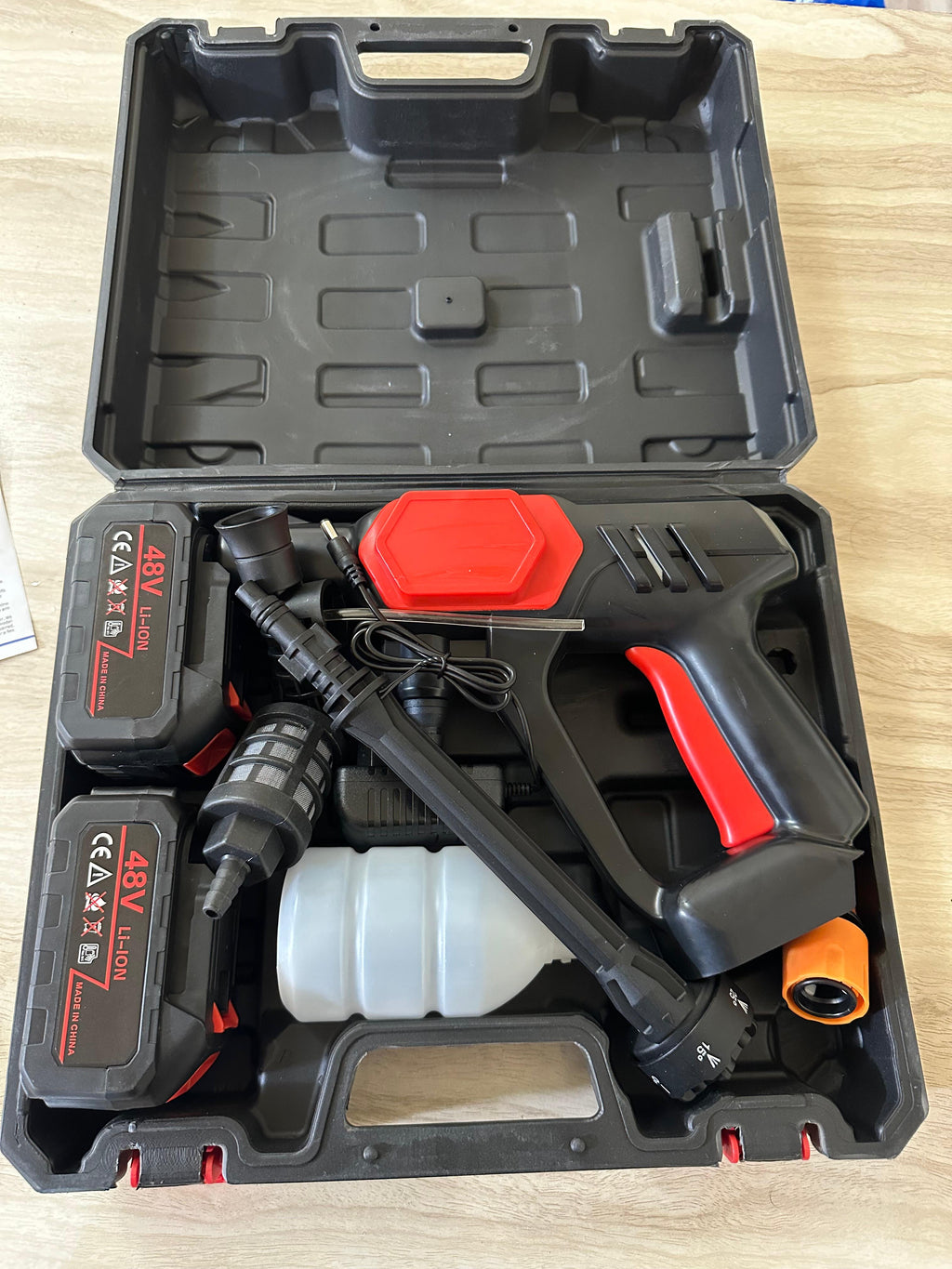 Rechargeable pressure washer 48v 2 buttery