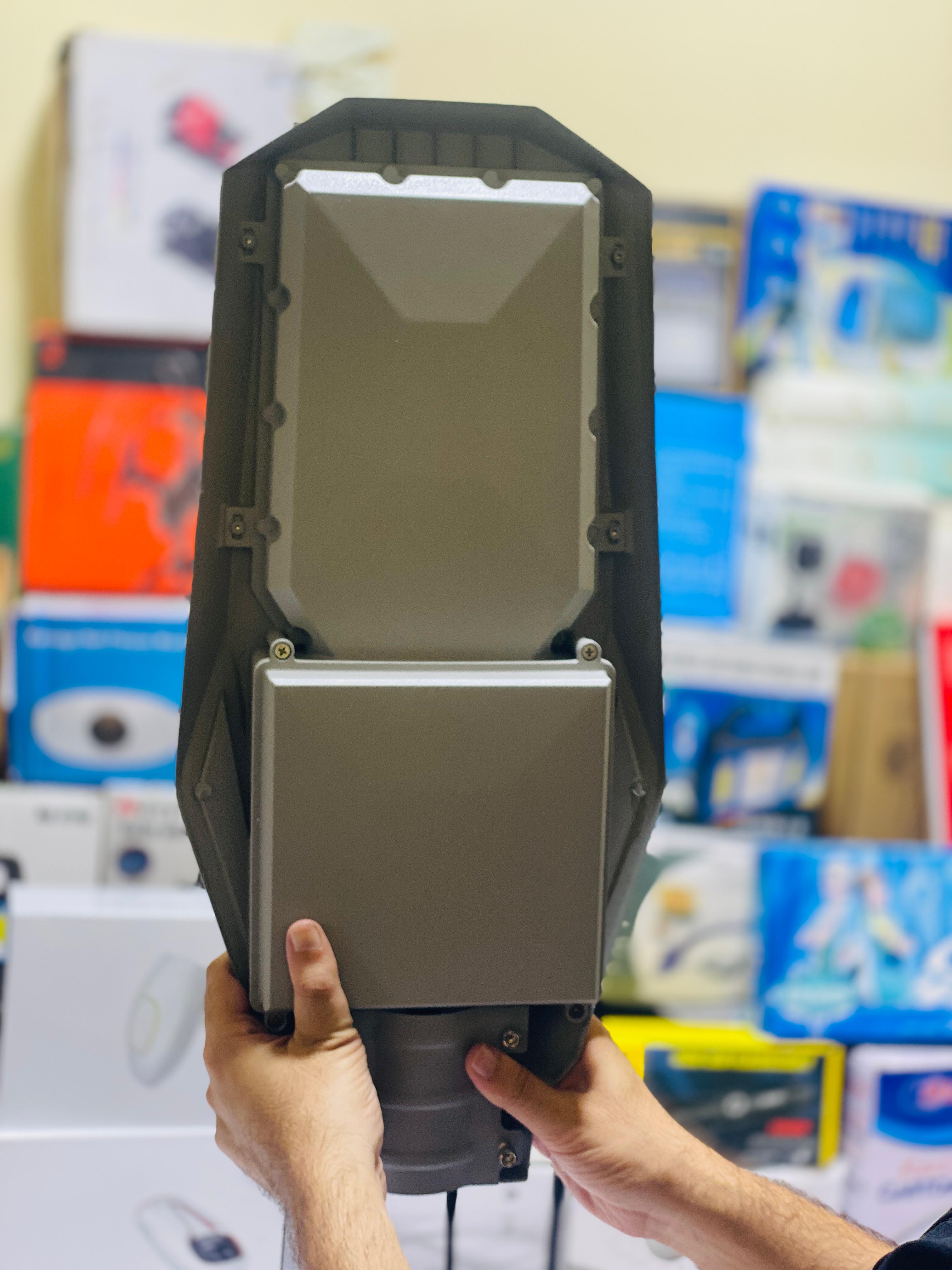200 Watt Solar Street Light | Highways Light | 25W solar | Lithium Battery