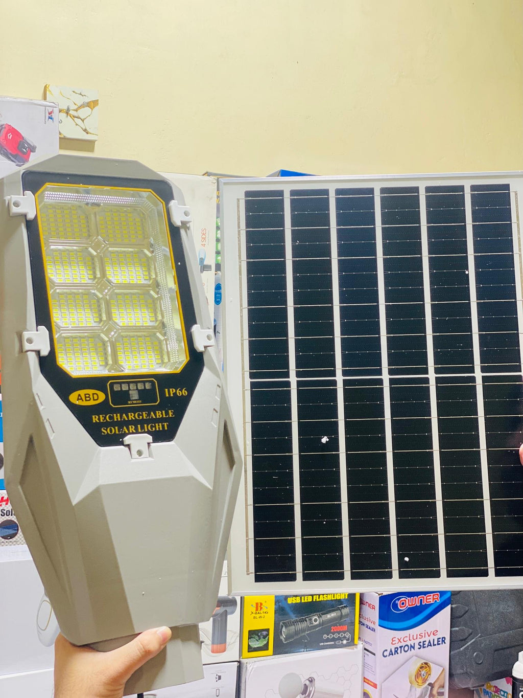200 Watt Solar Street Light | Highways Light | 25W solar | Lithium Battery