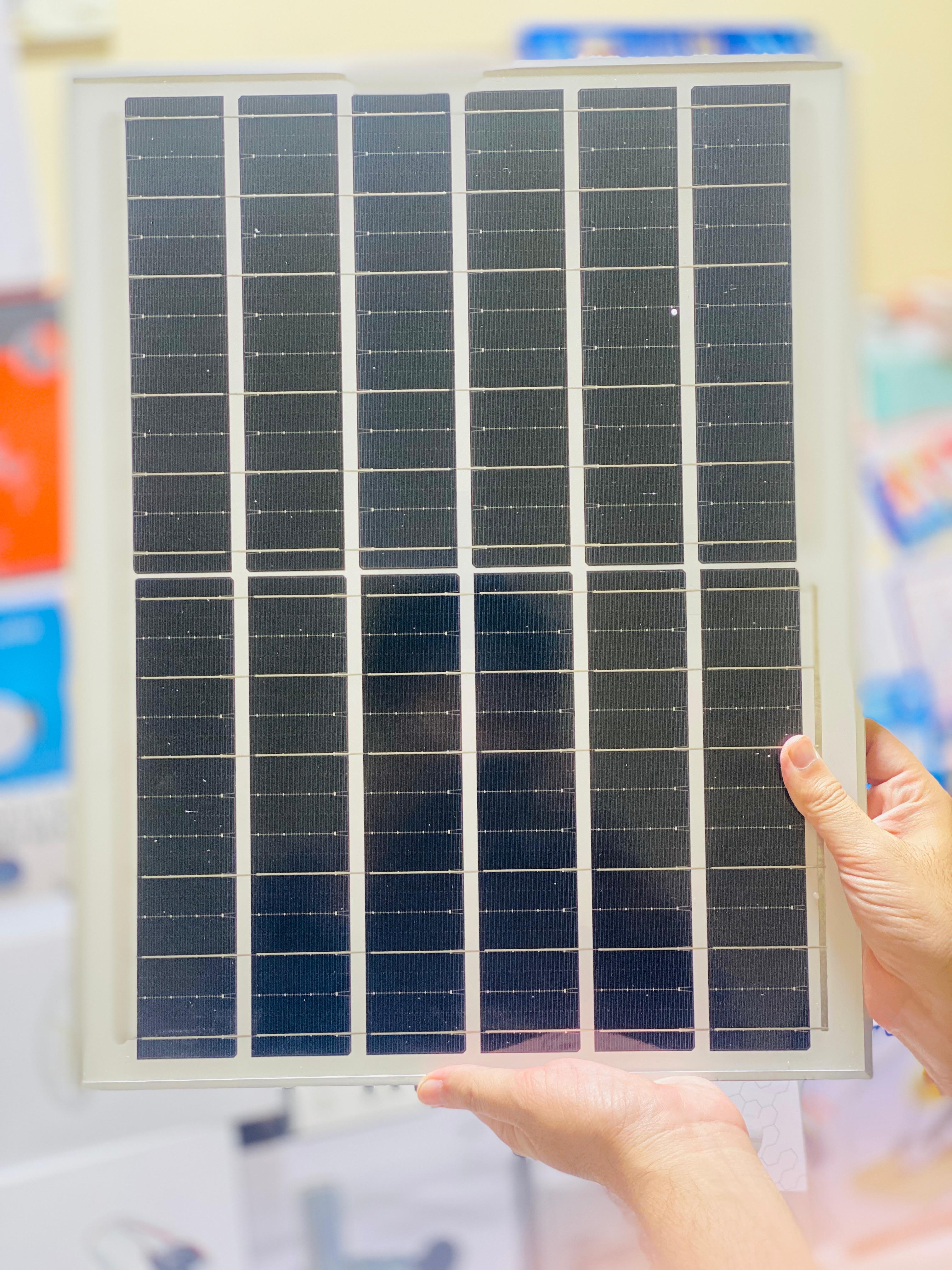 200 Watt Solar Street Light | Highways Light | 25W solar | Lithium Battery