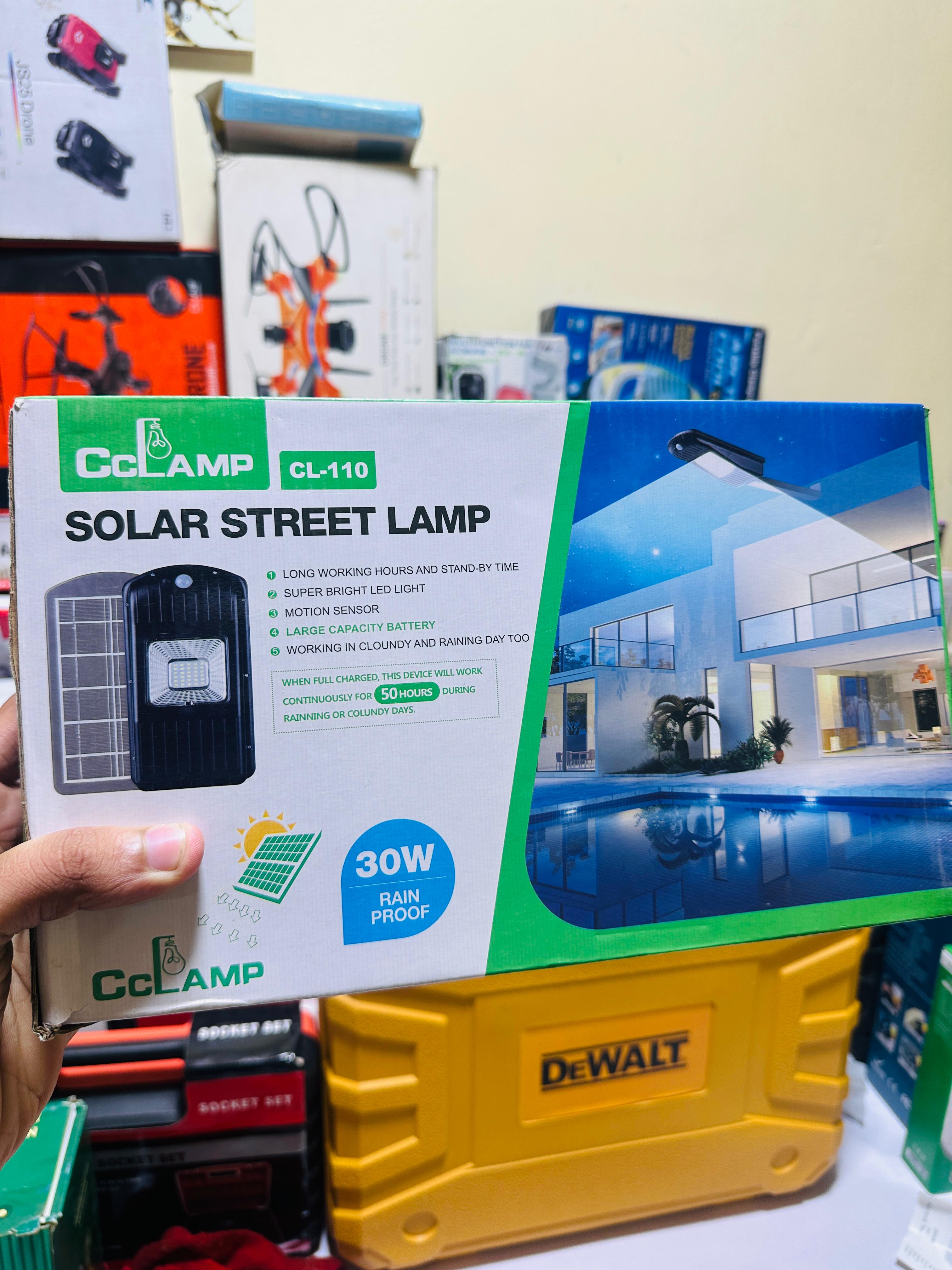 Intelligent Solar Street Lamp Light 30 LED Watt CL-110