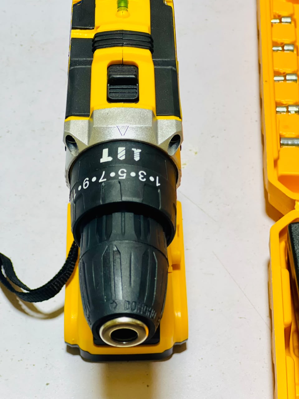 Dewalt 48V Drill Machine Rechargeable | 2 Batteries | Drill bits + Screwdriver Heads | lithium Battery