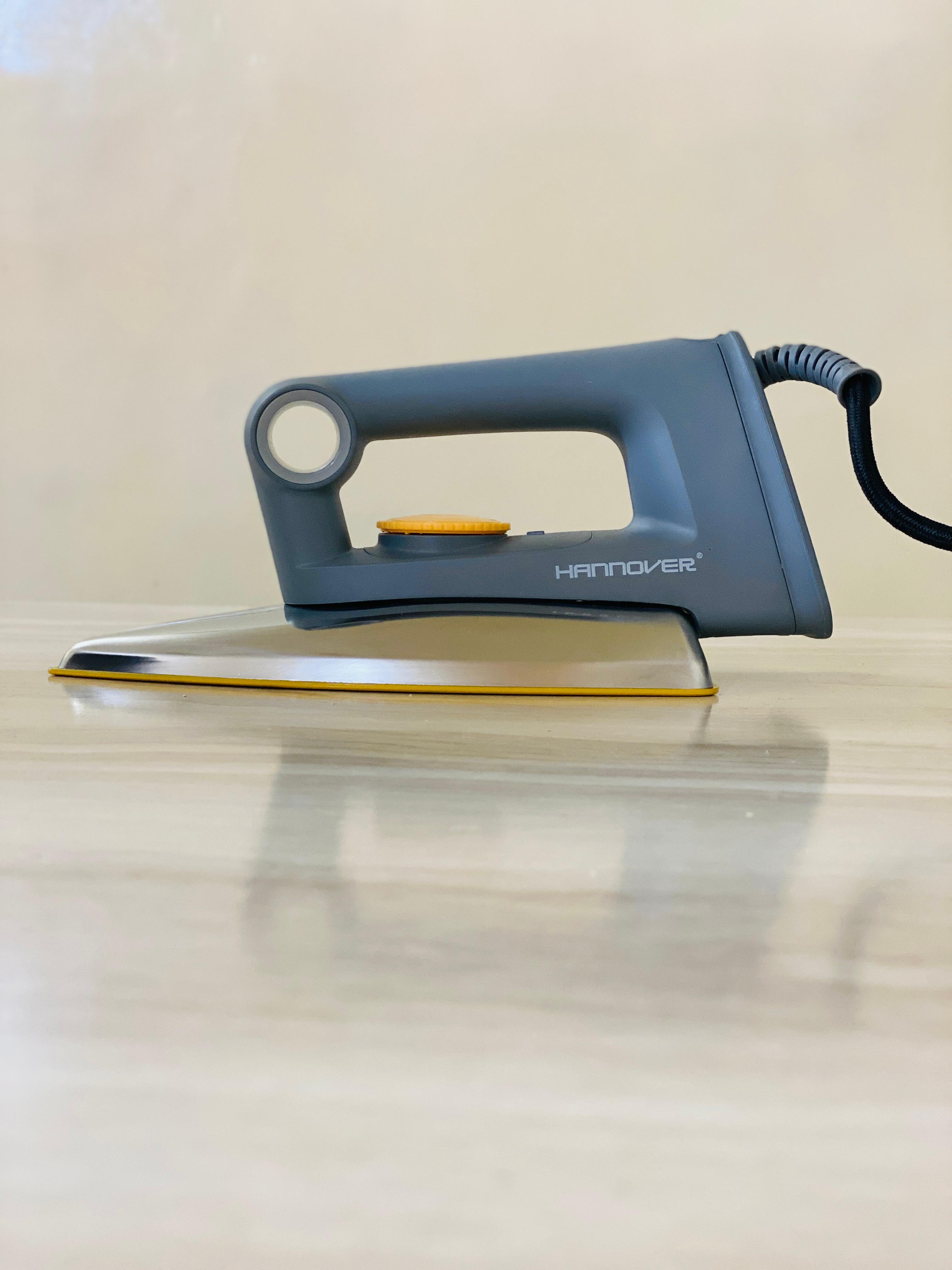 Hannover Germany Electric Dry Iron – 400W | Lightweight & Efficient SSG-1717