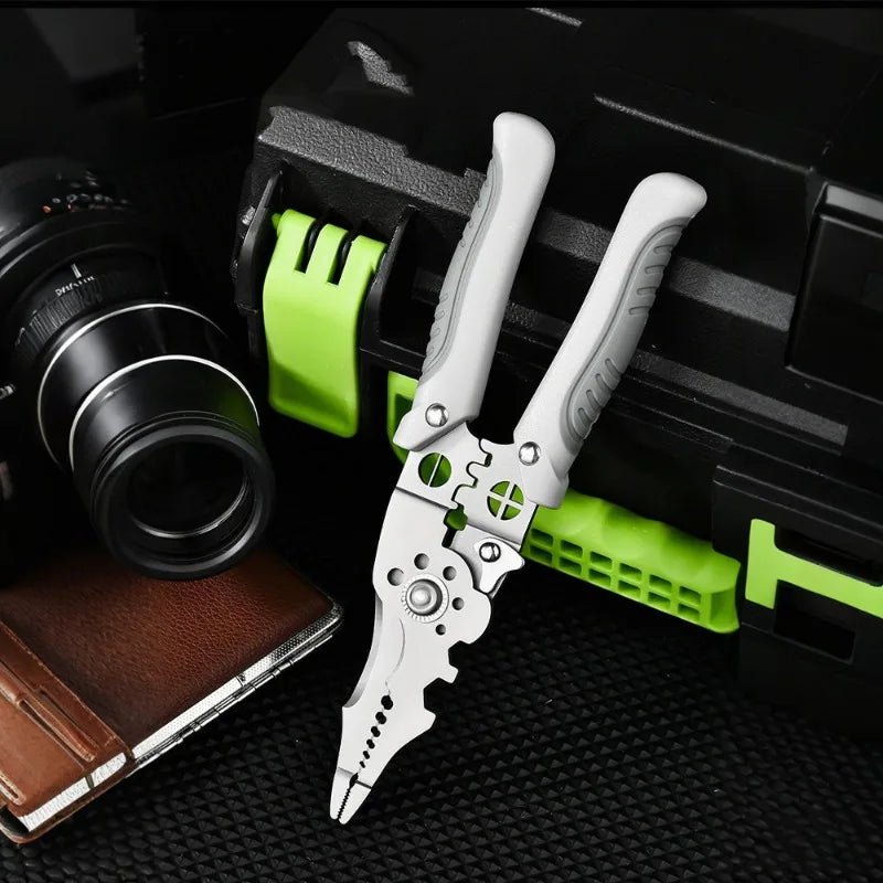 Multi-functional Plier Tool 21 in 1